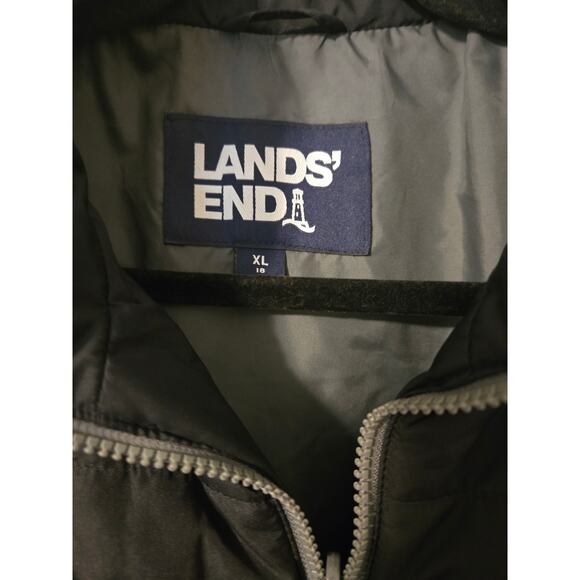 Lands End light puffer jacket - Picture 2 of 4